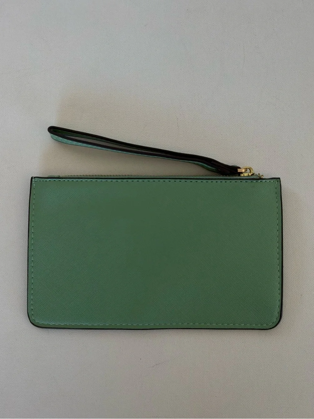 Kate Spade New York Mint Green Saffiano Leather Wristlet Pouch Wallet